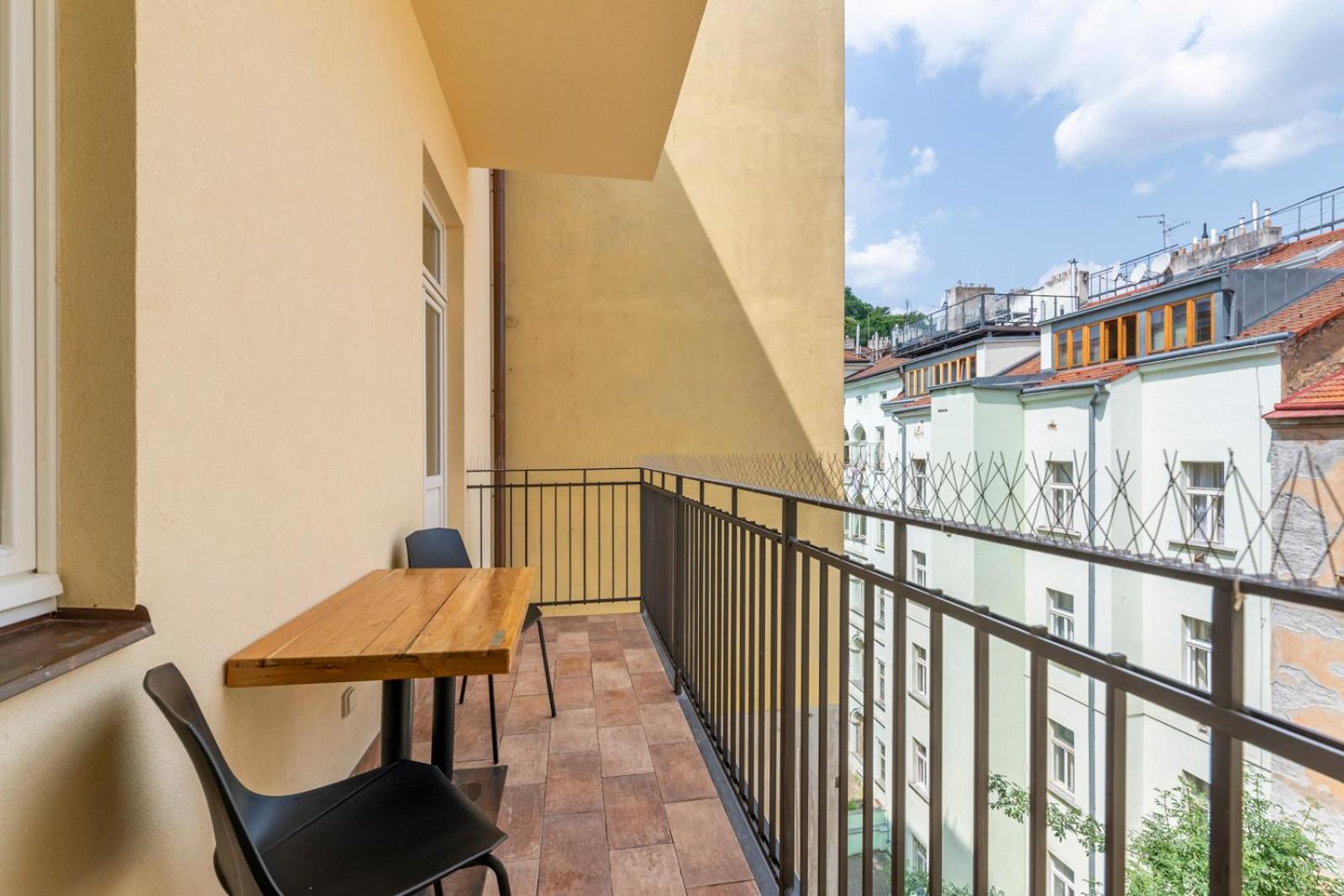 Petrin Tower Residence Прага Экстерьер фото